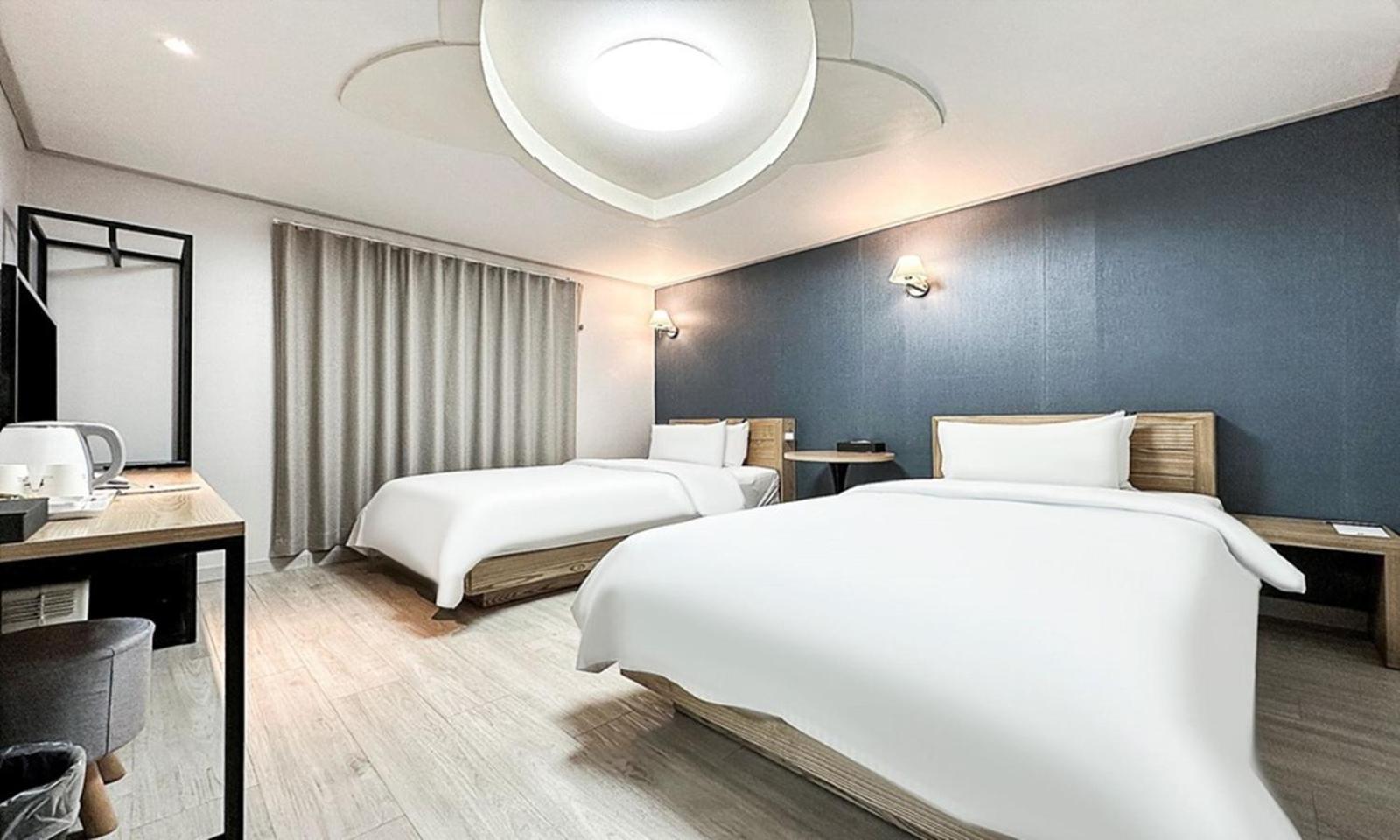 Gumi Time Hotel Экстерьер фото